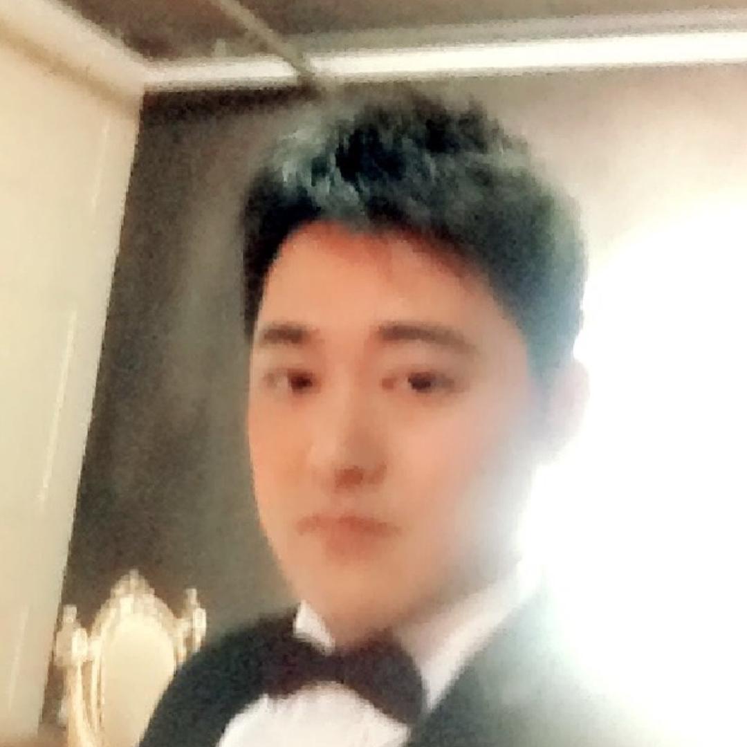 飝
