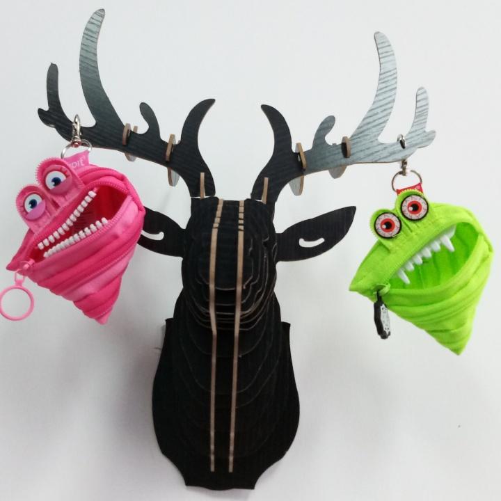 名族大板吊顶设计师—kira