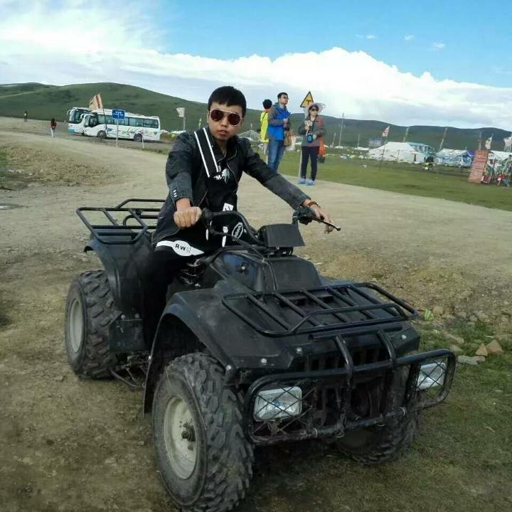 遂宁酒吧订台剑龙  vx滴滴～