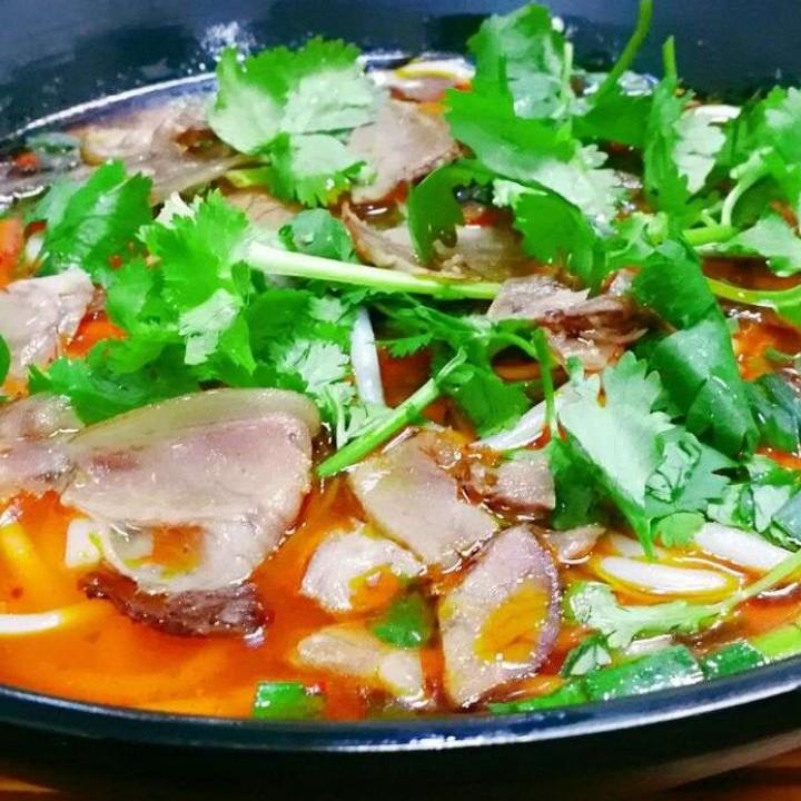 贵州金香林遵义虾子羊肉粉实体店
