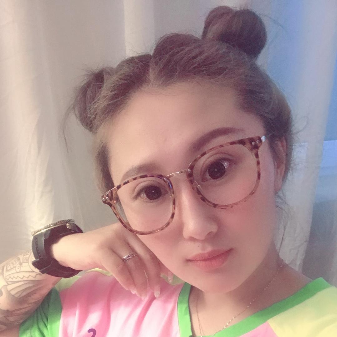 婷妹妹的缅因猫