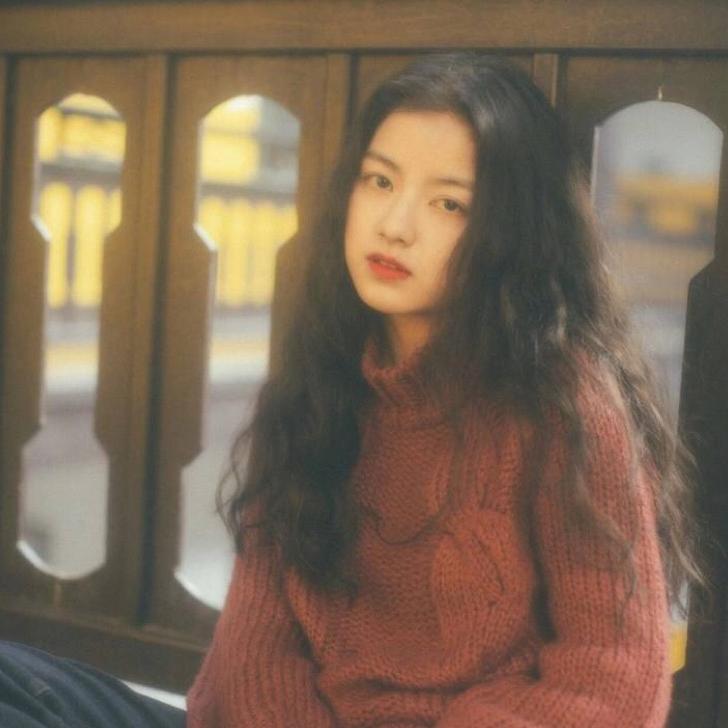 一只发呆的芒果♠️