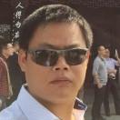 这个小老头在卖电器