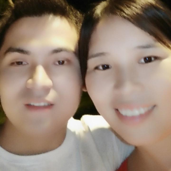 怡梓航服饰有限公司