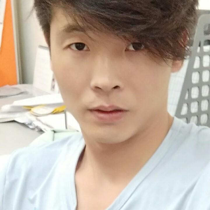 李 新