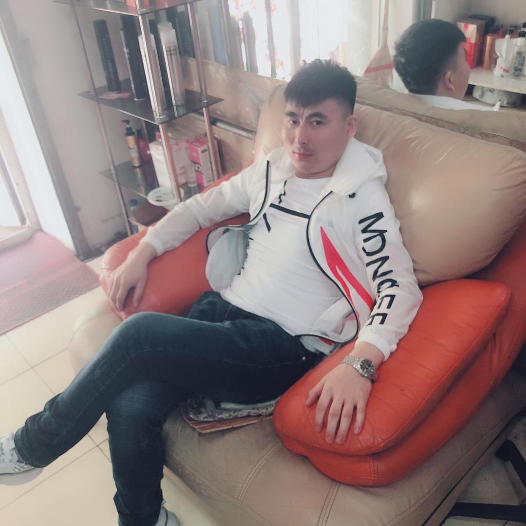 张小帅【爱喝水】