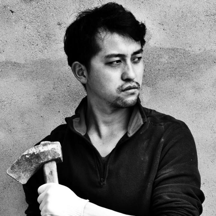 大胡子（捡石）