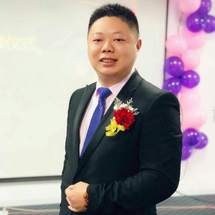 小哥哥