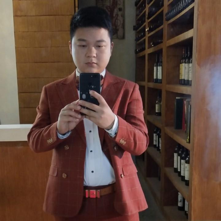 府《尹》大人