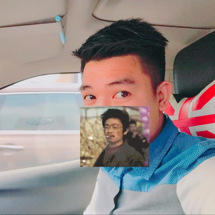 许佳佳／金融