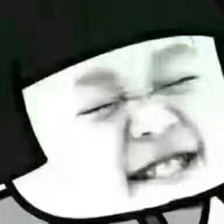 伪装的笑