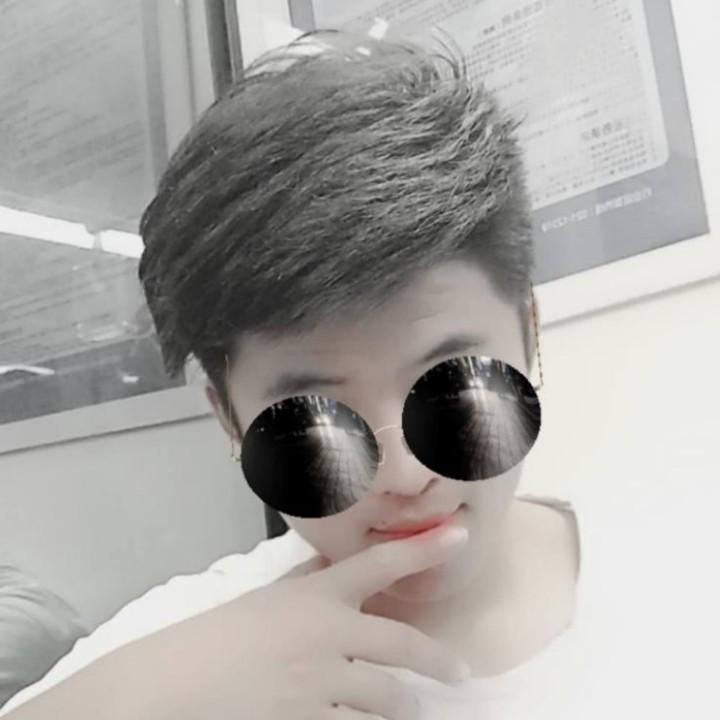 执笔 落红尘🍊