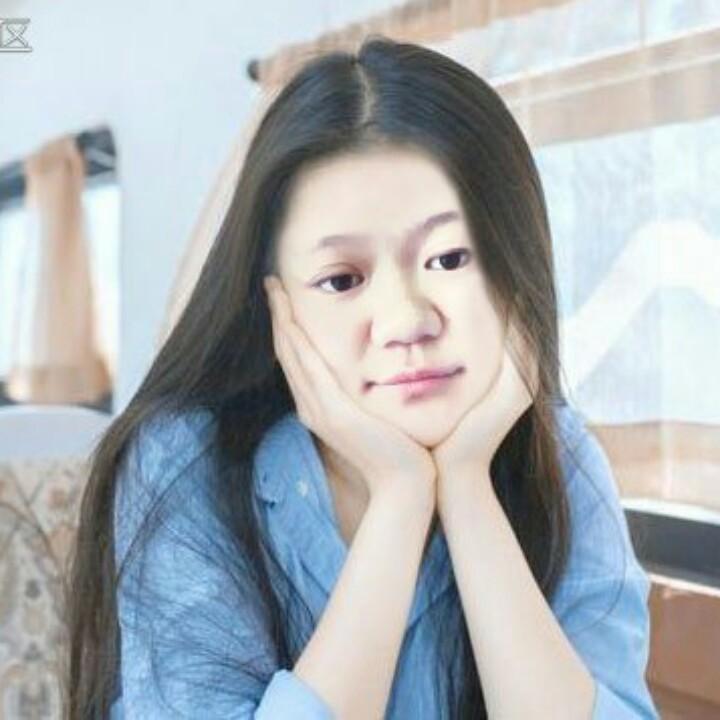 仙人掌女孩
