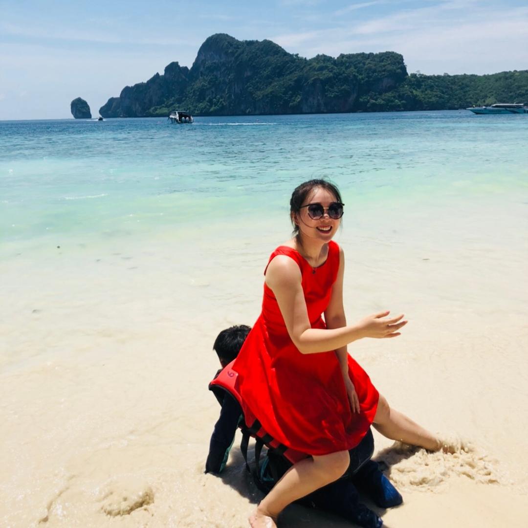 成都荷花池时尚女装批发