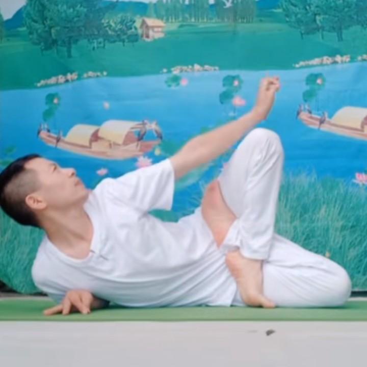牛牛瑜伽