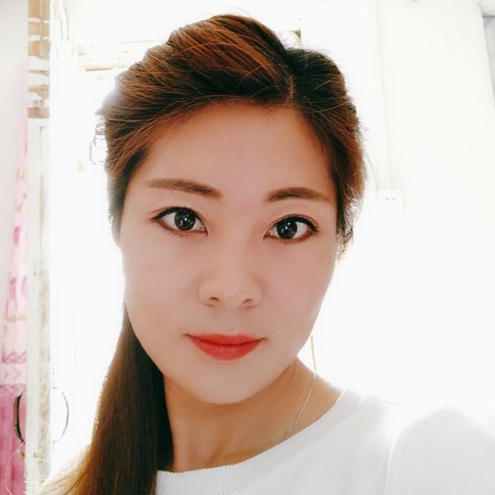 岳红💋️💋️
