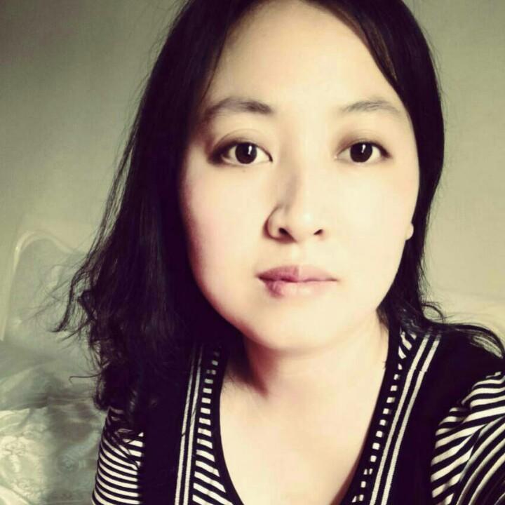 课桌上刻着你的名字