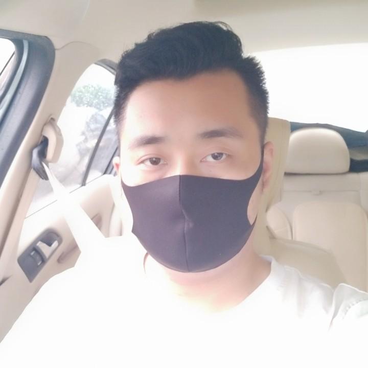 蹲在网吧的骆驼