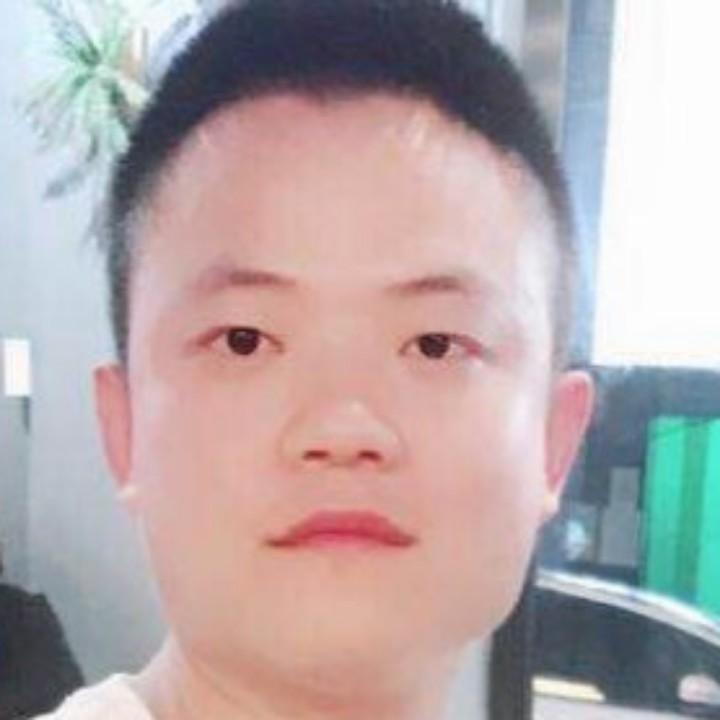 收废品的精神小伙