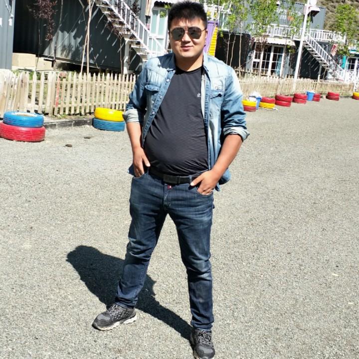 减肥路上的——龙哥