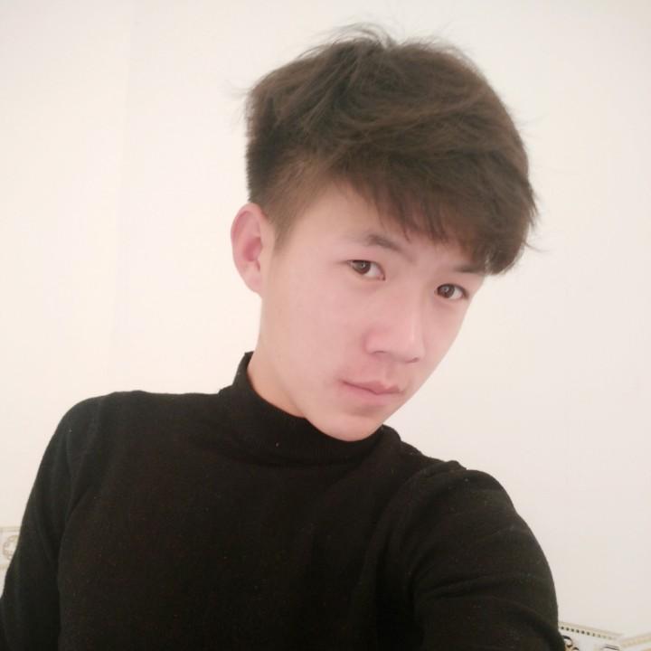 骆  少