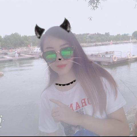崔梁坡♡做美容的小姐姐