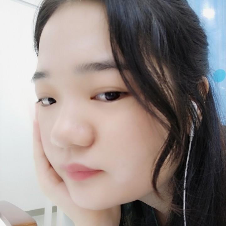 两个娃的宝妈。