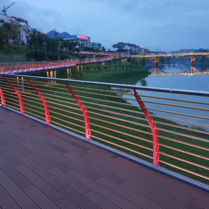 平平淡淡