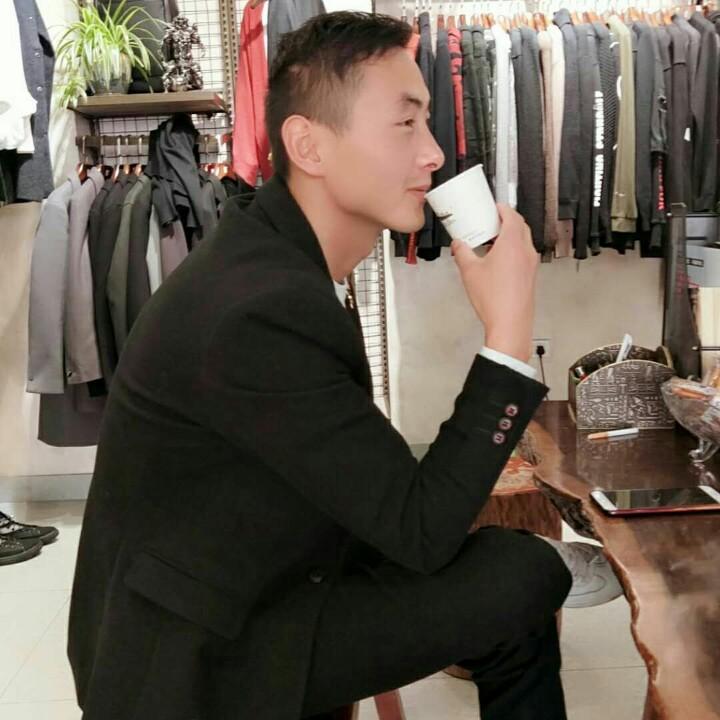 曲靖卖柴火羊汤锅的翔哥