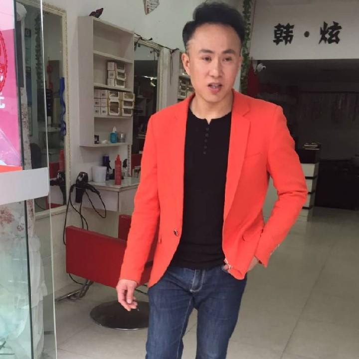 阿龙