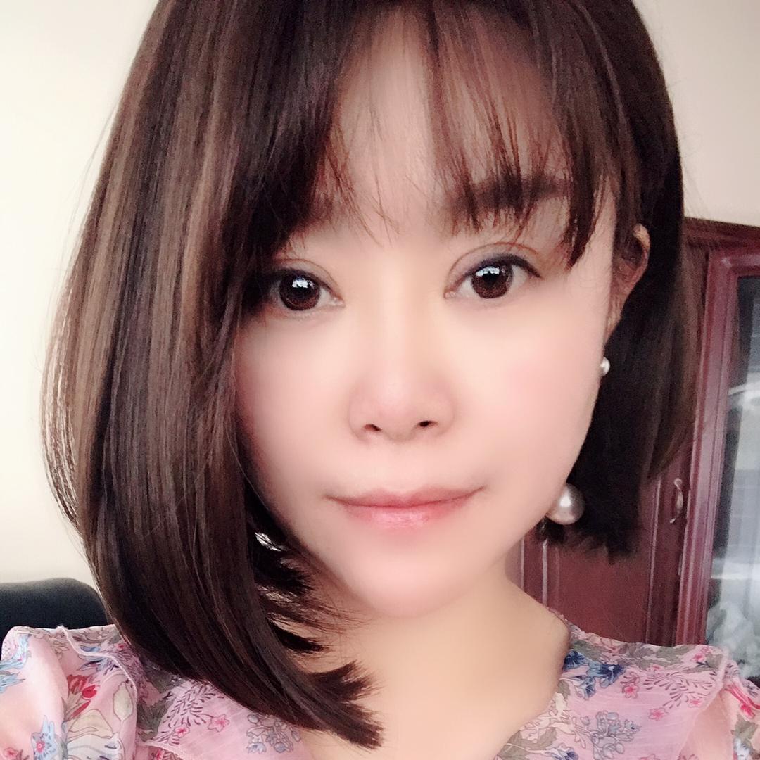 雪涧飞服装