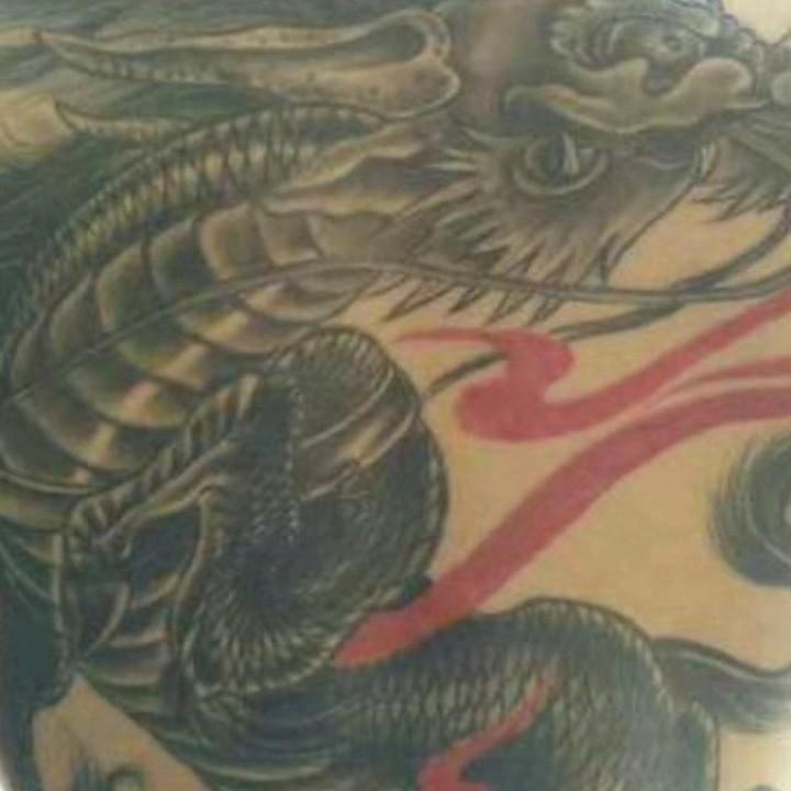 騎牧童的小黃牛