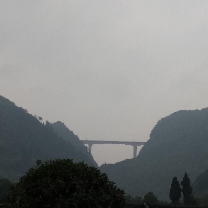 垄上