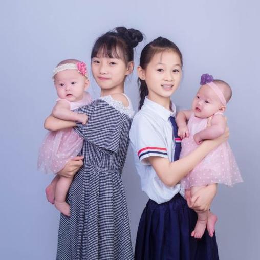 双胞胎姐妹梓潼、梓浠