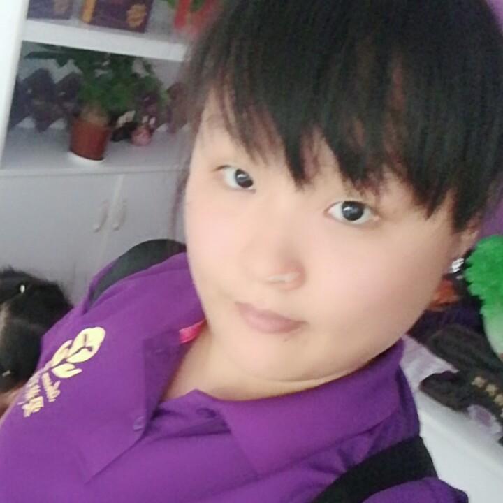 俏妃专卖店店长💓梁虹