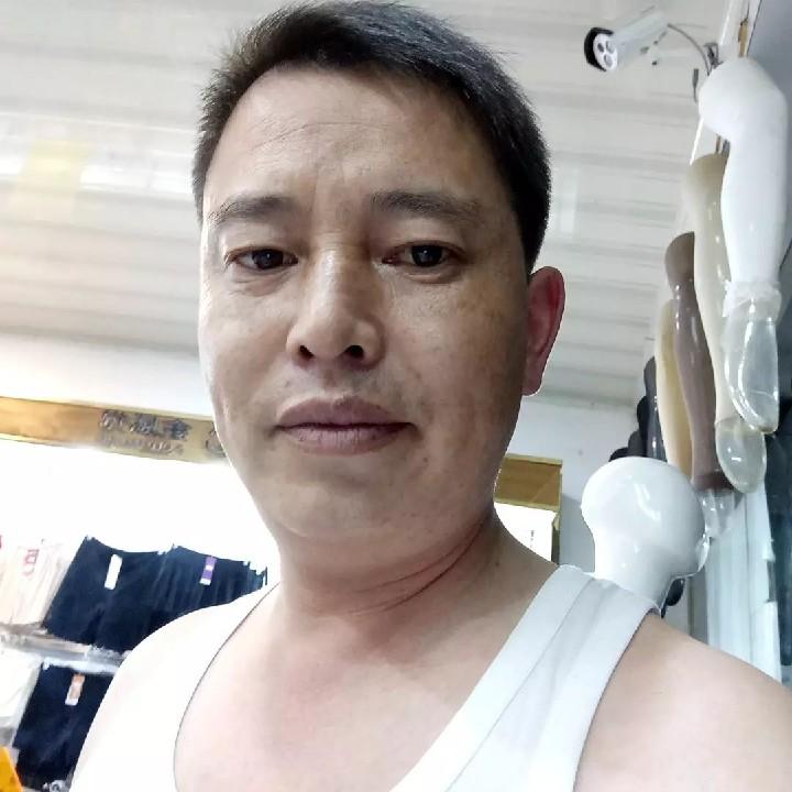 寂寞红尘