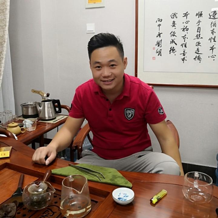 吉龙
