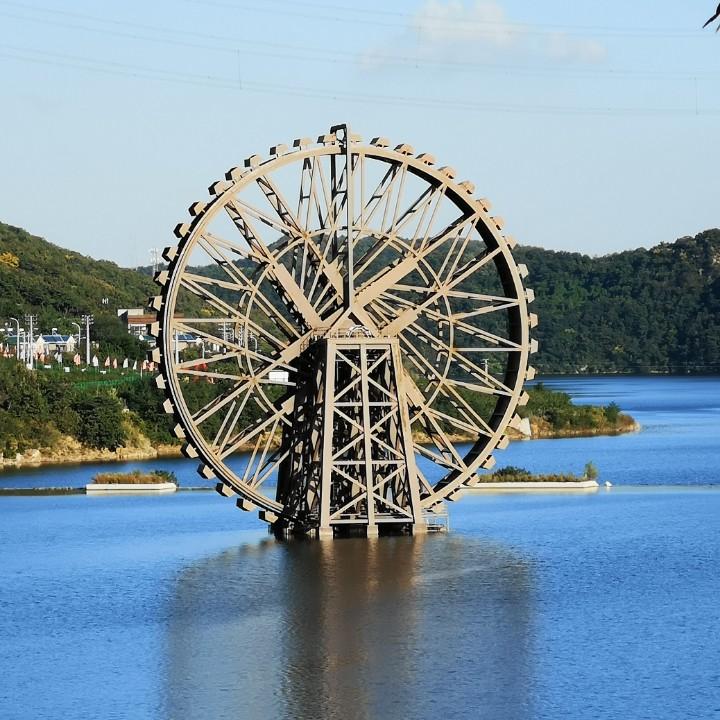 青山悠客（岳飞后裔）