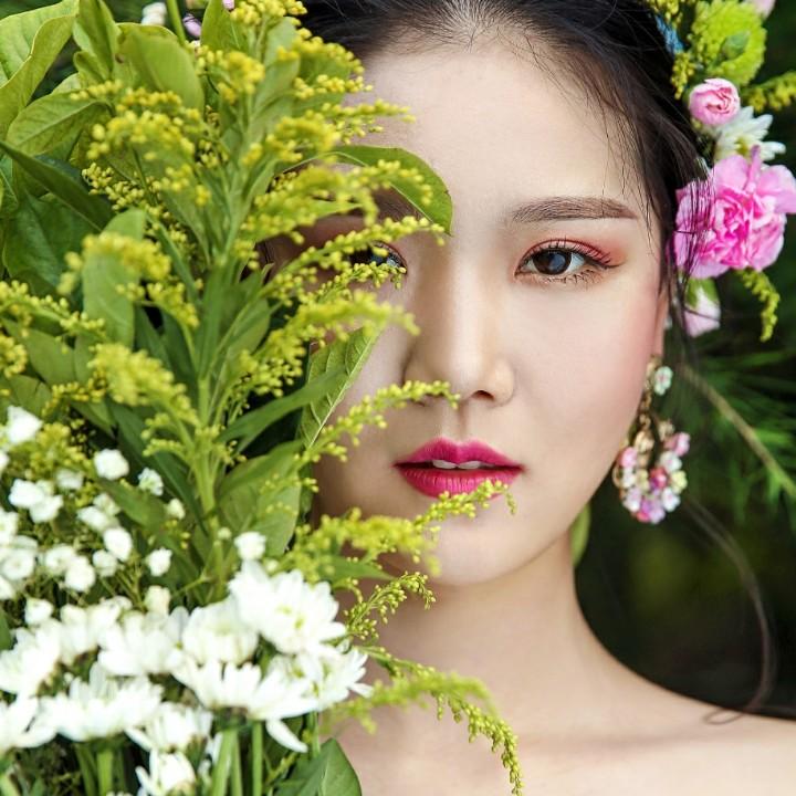 伊丝艾拉莎丽(东方国际亿洲城店)