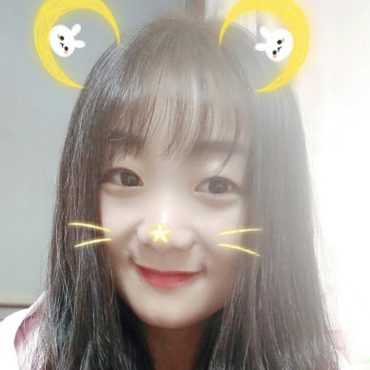 聂聂小脸蛋