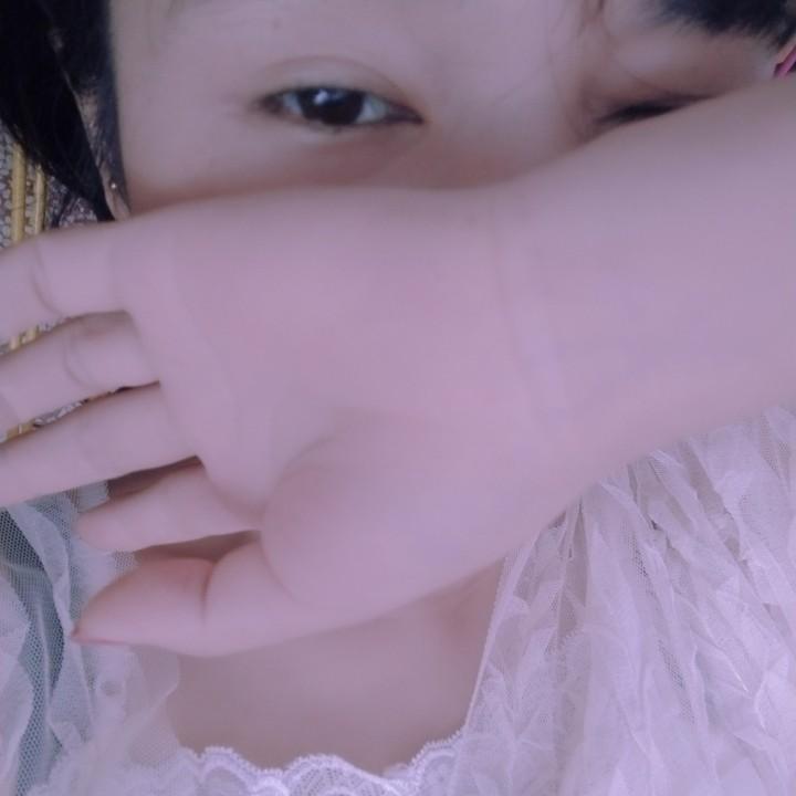 莫莫+
