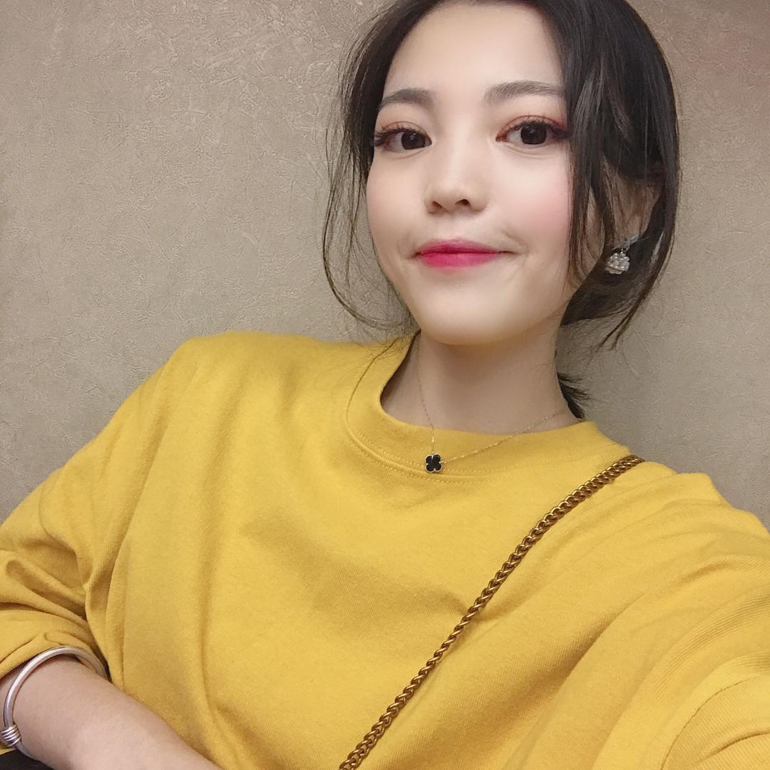 芒小果女装