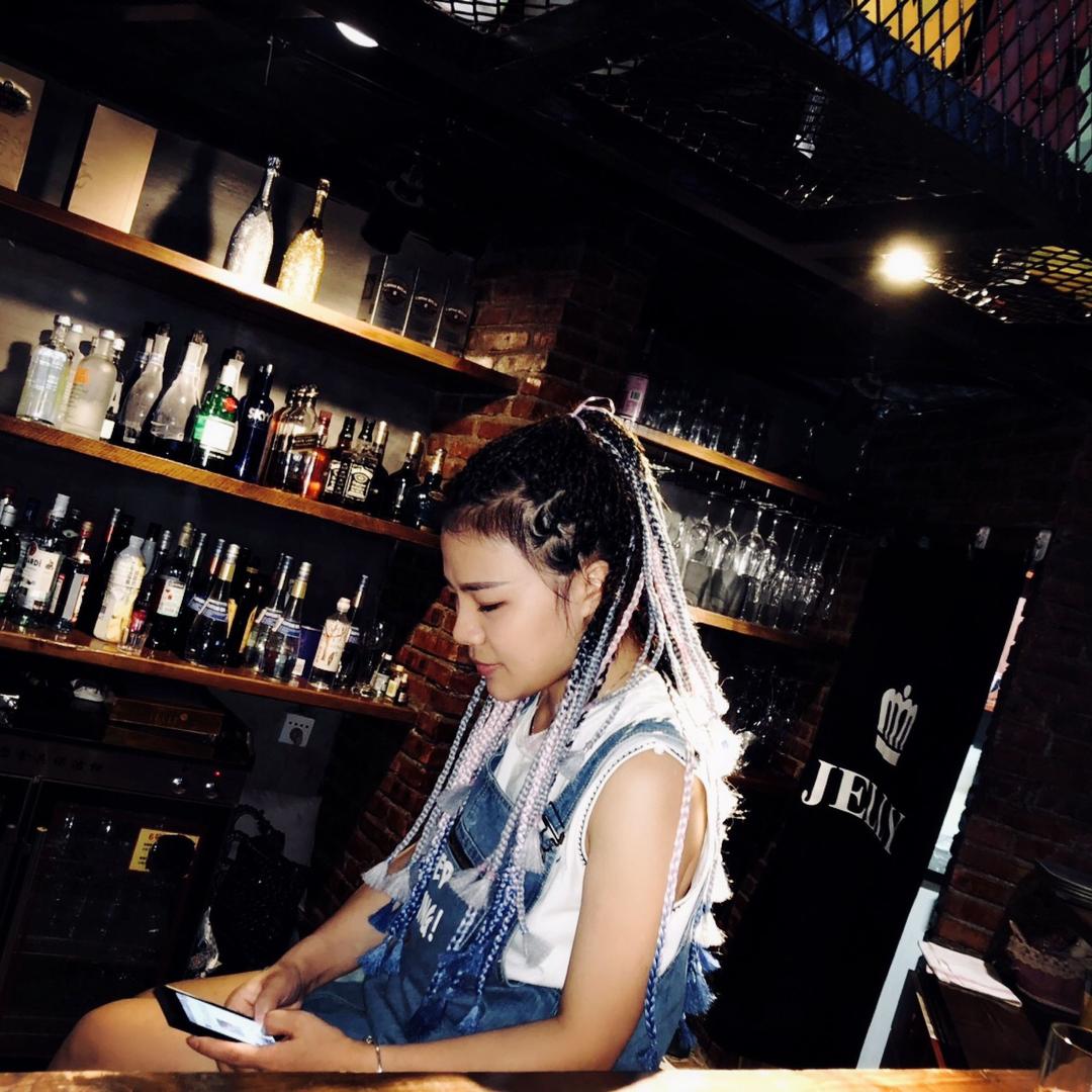 @大冶新名流烫发专家女发型师吴丽