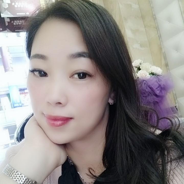 风中的百合