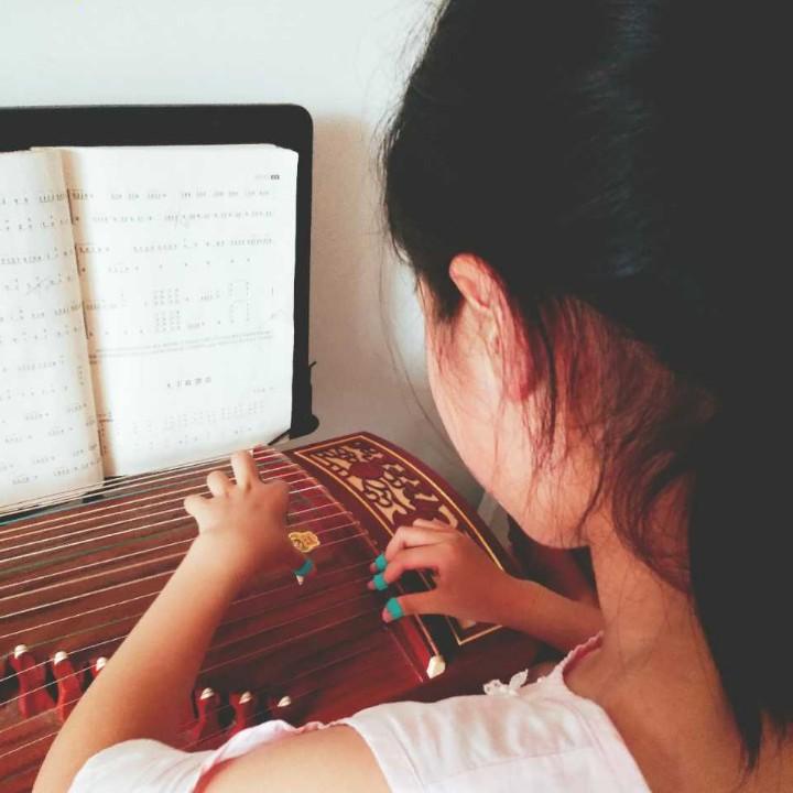 云儿淡风儿轻兮