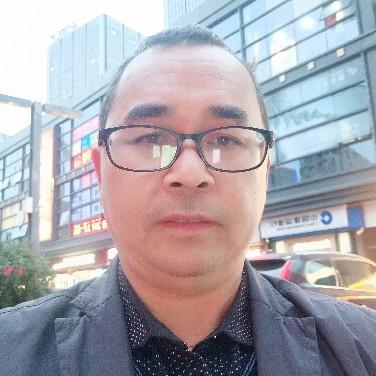 邱德勇（挖机，设备租赁）