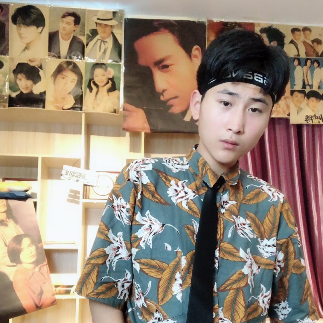 会跳舞的小军军@抖音