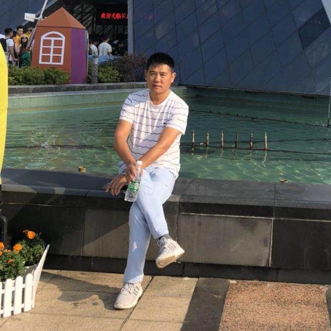 丁江辉