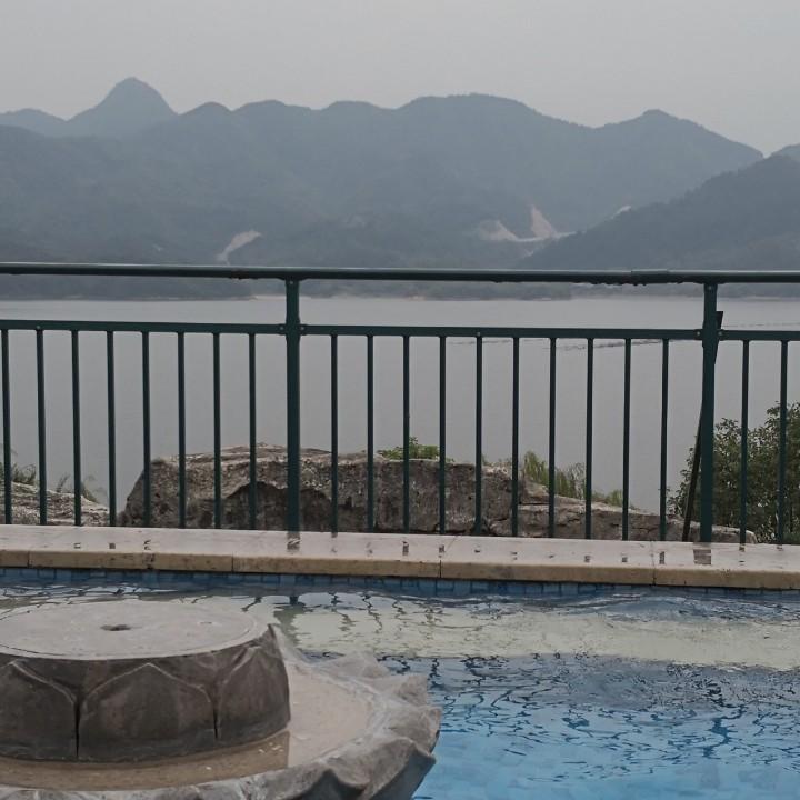 龙呈吉兮