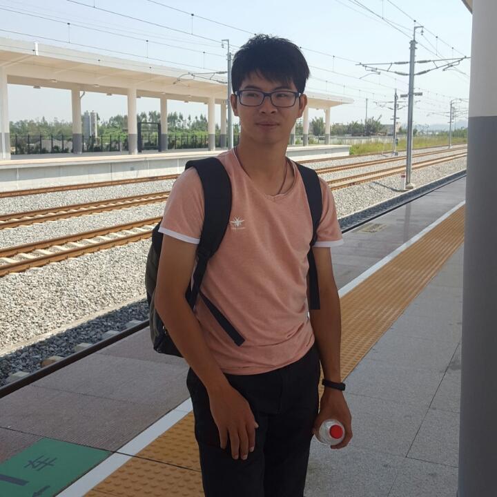 小汤（晚上8点50左右开播）